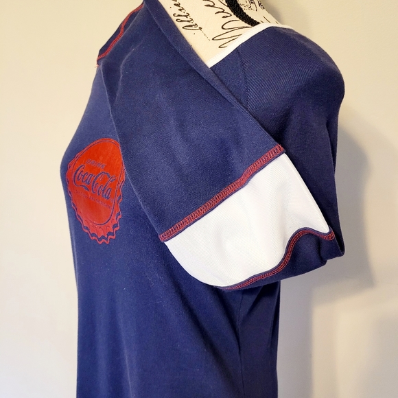 COCA-COLA TEE!! ❤️🤍💙 - Picture 4 of 7